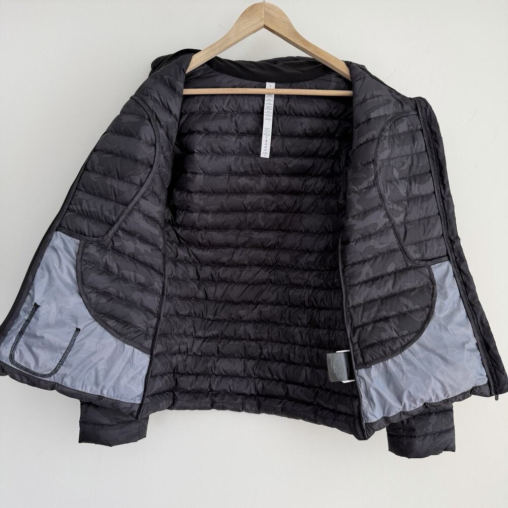 Lululemon Pack It Down Jacket Mens 8 Black Gray Camo Incognito Packable W Hood - Picture 4 of 13
